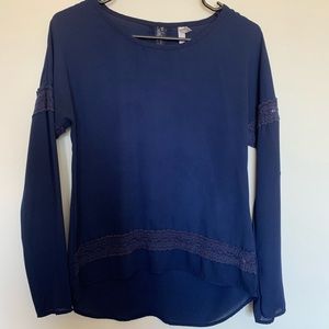 Scoop neck tunic